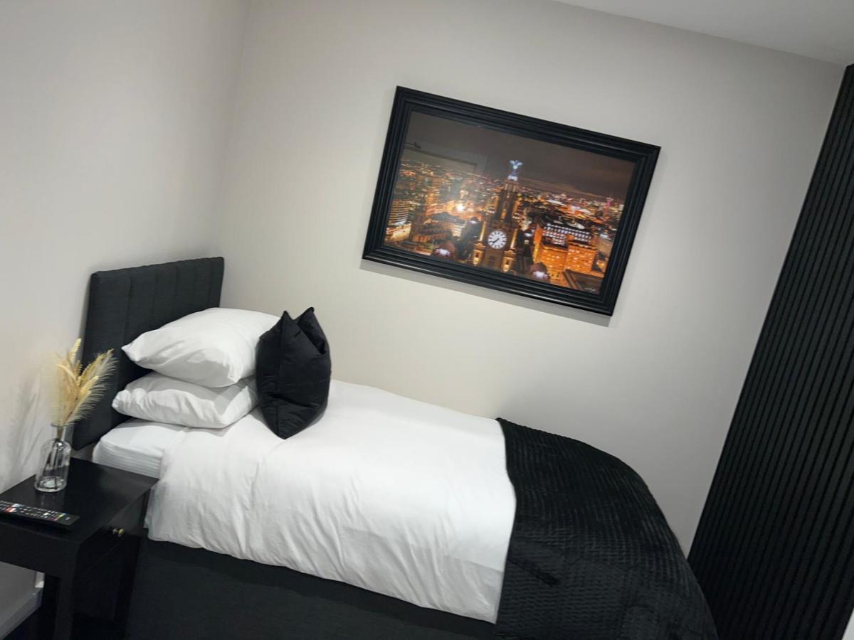 Hotel 128 Anfield Road Liverpool Exterior foto