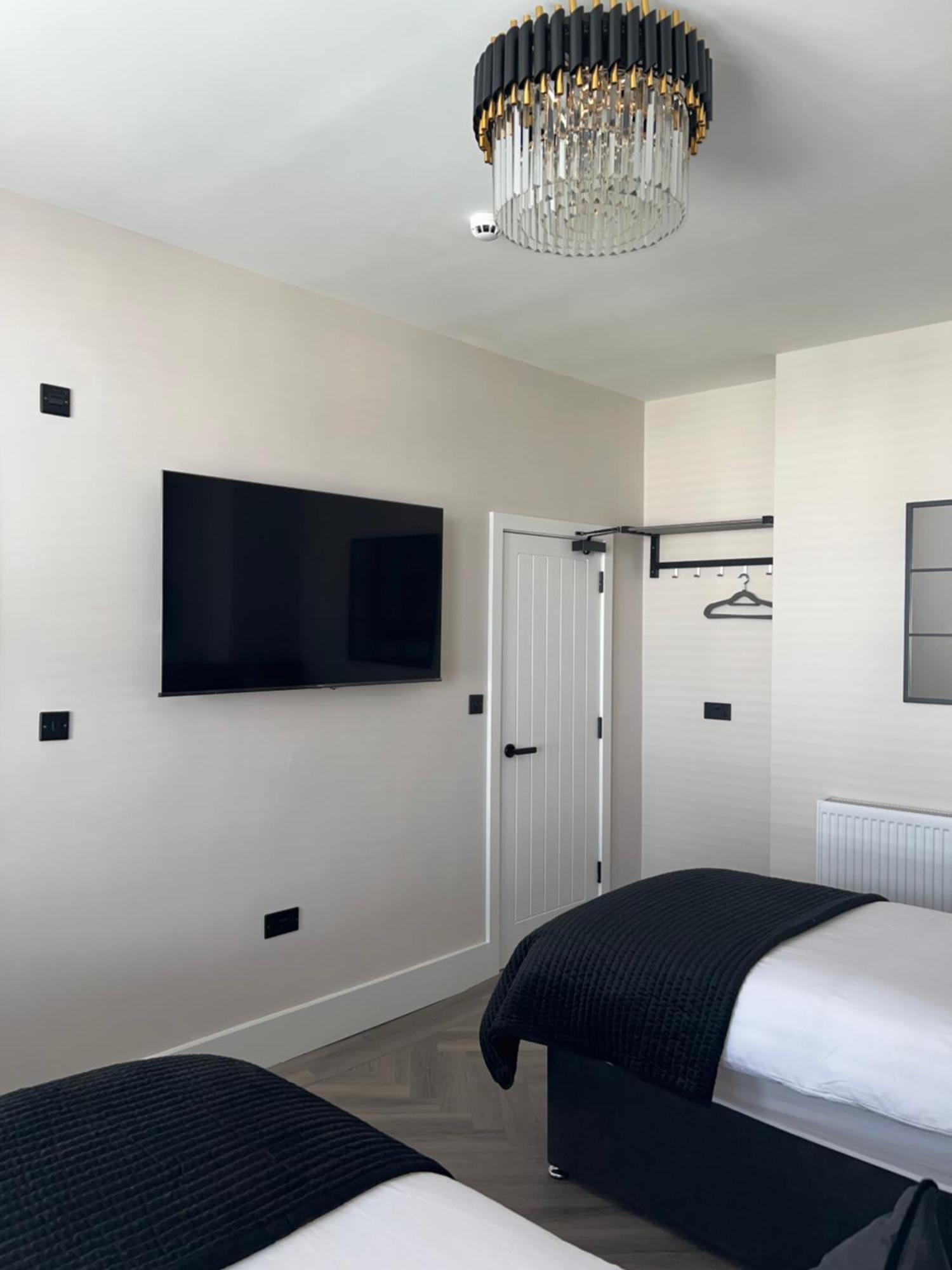 Hotel 128 Anfield Road Liverpool Exterior foto